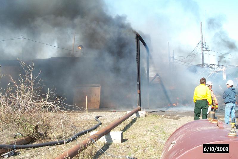 2003umiatfire024.jpg