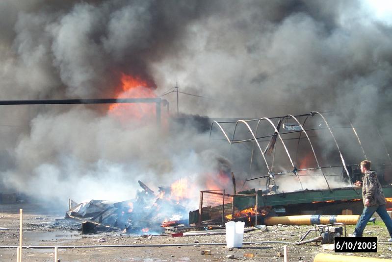 2003umiatfire030.jpg